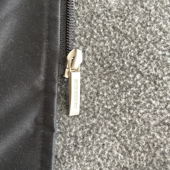 Authentic Vintage Burberry Black Jacket - Picture 4 of 12